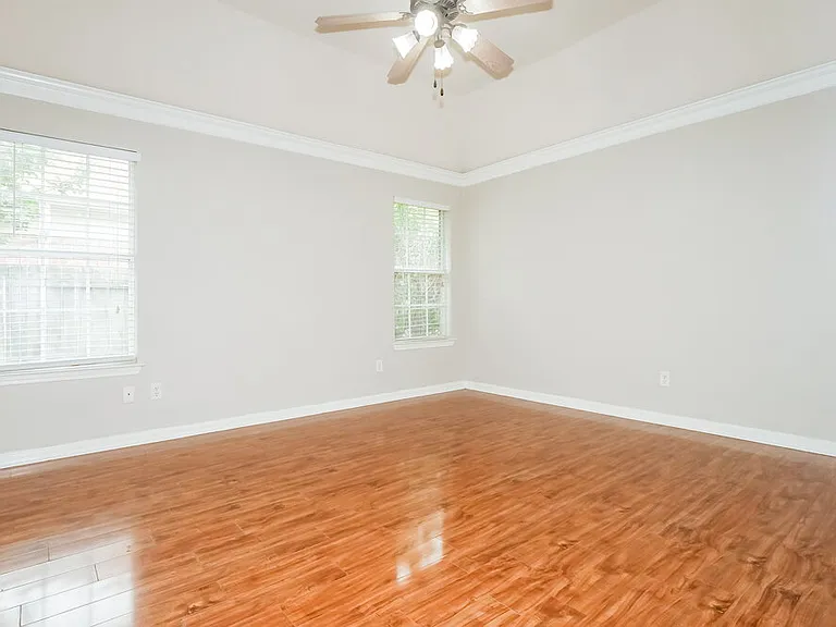 1596 Far Dr — Photo 9