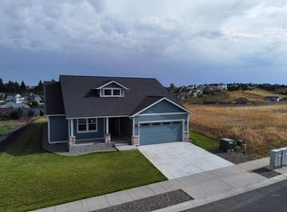 1055 SW Panorama Dr, Pullman, WA 99163