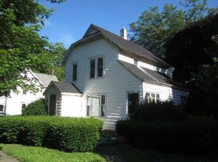 315 W Concord St, Sheldon, IL 60966