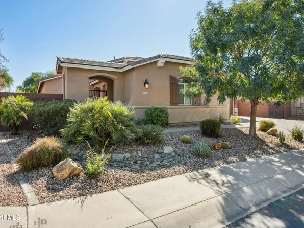 401 W BASSWOOD Avenue, San Tan Valley, AZ 85140