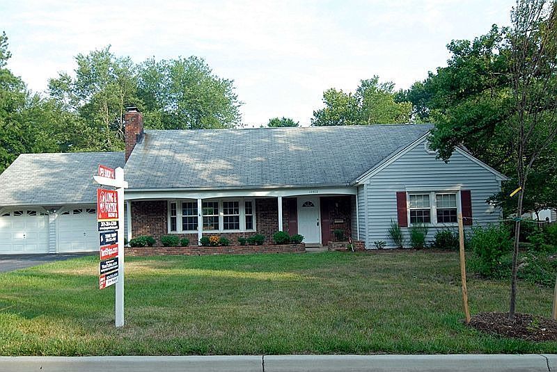 2nd image of 12502 Silverbirch Ln