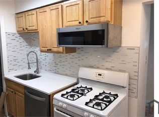 601 58th St NE APT 1, Washington, DC 20019