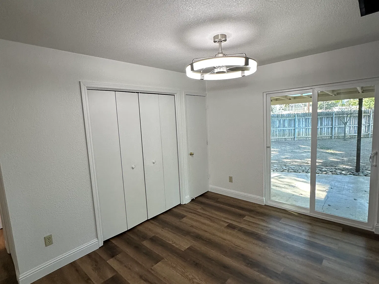 Miki Cir, Live Oak — Photo 4