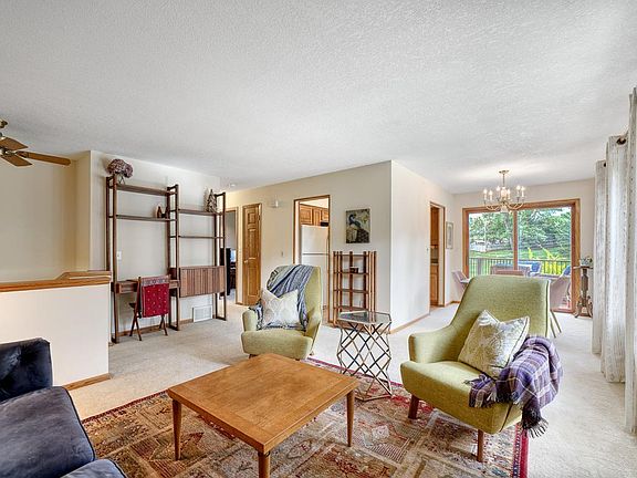 5th image of 10133 Drew Ave S
