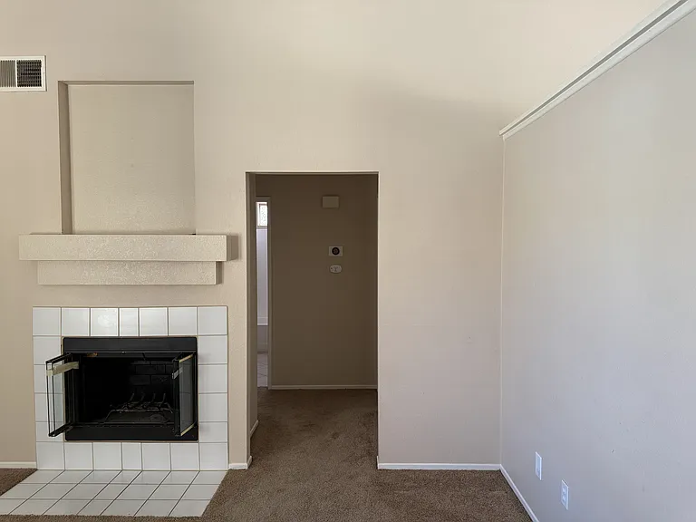13326 Fox Run Rd — Photo 4