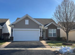847 Cascade Falls Dr, Elgin, IL 60124