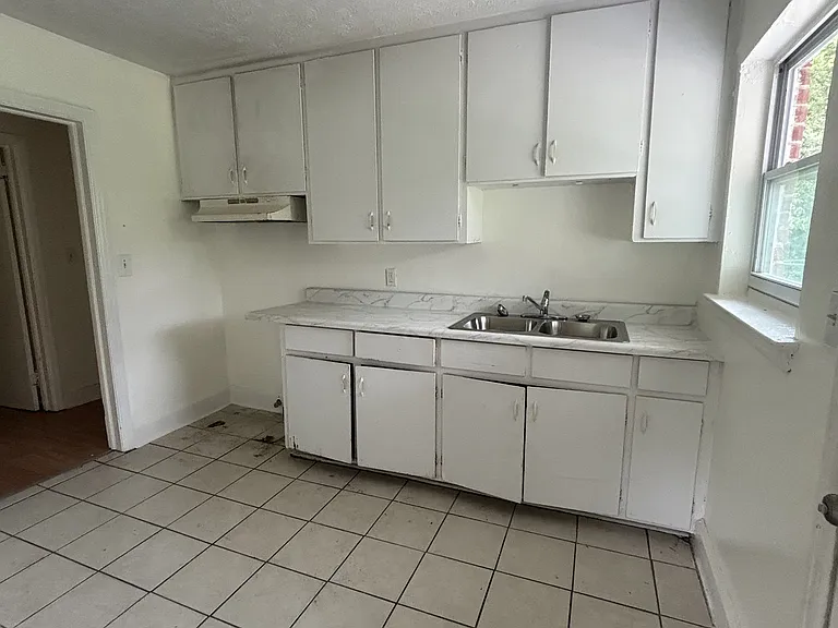 763 Belvedere Dr — Photo 11