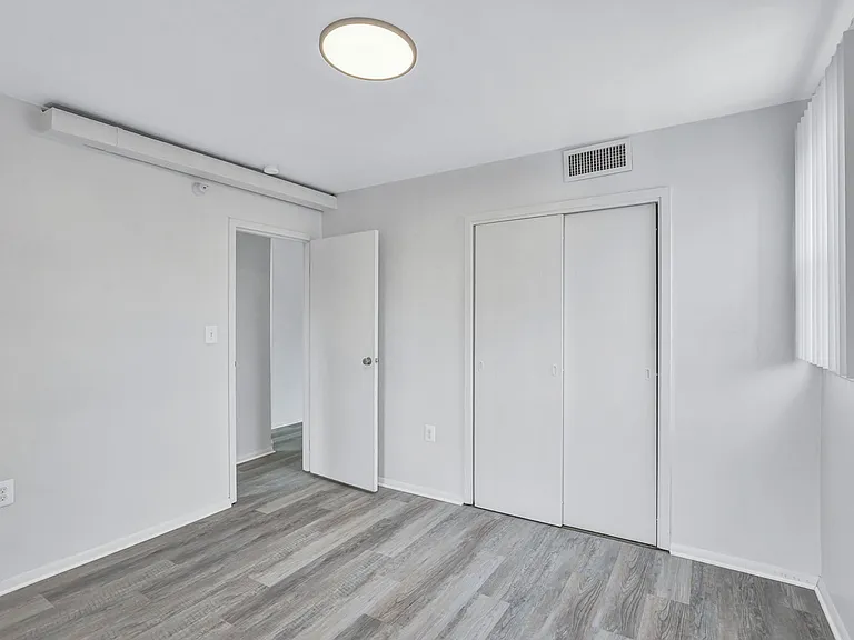 Glebe House Apartments — Photo 15