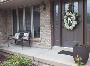 3465 Fieldbrooke Ln, Oregon, OH 43616