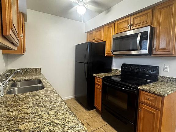 4th image of 105 State St #3