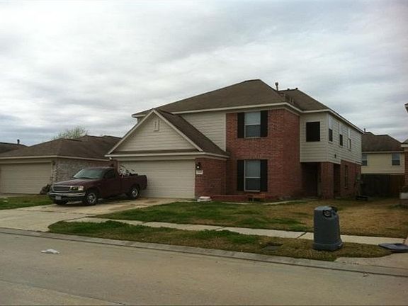 3rd image of 20935 Fox Trot Ct