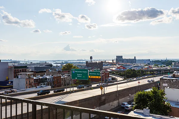 Rented by Nooklyn NYC LLC | media 17