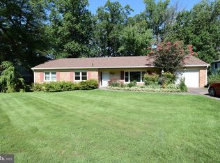 3154 Juniper Ln, Falls Church, VA 22044