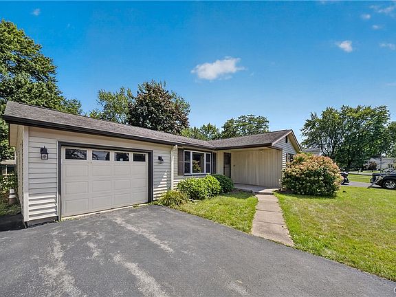 3rd image of 7886 Walnut Pl