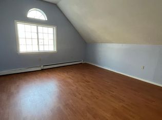445 E Main St #2, Norwich, CT 06360