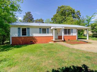 2403 Beech Bluff Rd, Jackson, TN 38301