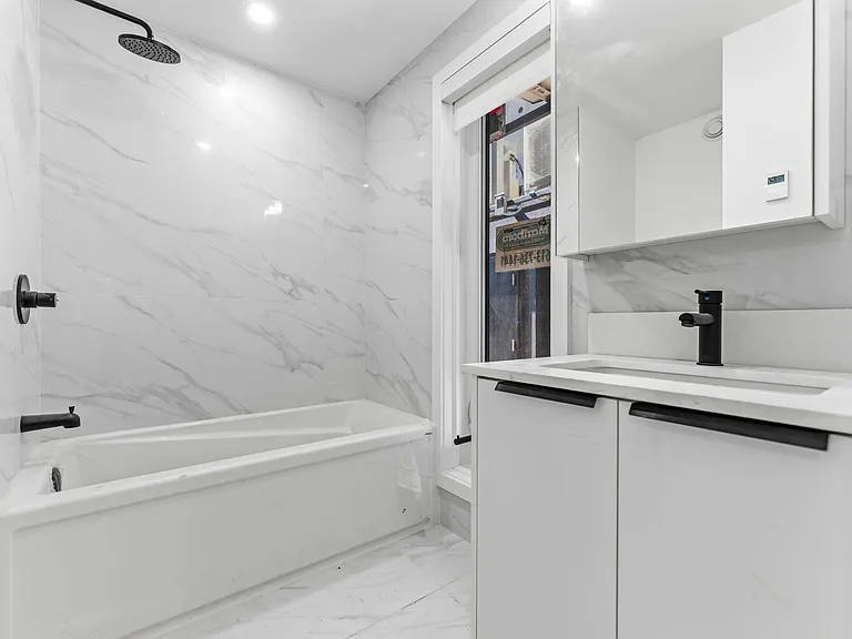 547 Melbourne Ave — Photo 16