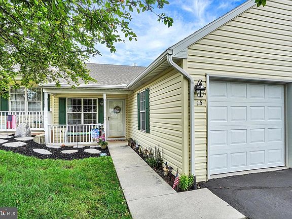 3rd image of 15 Hagarman Dr #15