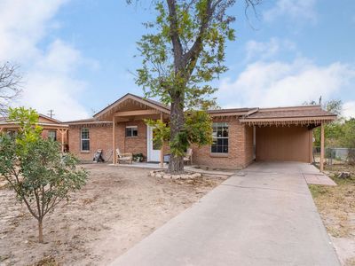 802 W 7th St, Del Rio, TX, 78840