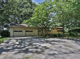 4402 S Phelps Rd, Independence, MO 64055