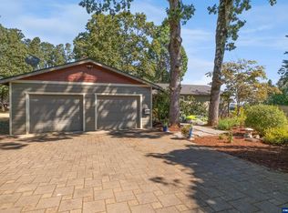 945 Downs St S, Salem, OR 97302