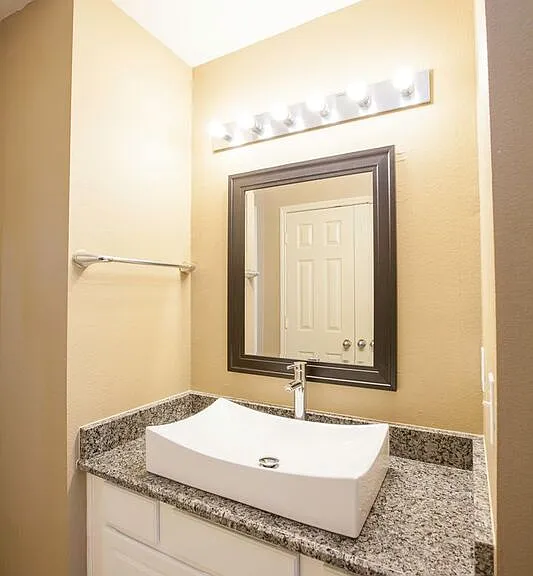 11544 Blackhawk Dr — Photo 35