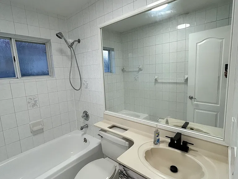 7582 W 34th Ct — Photo 25