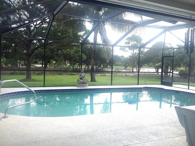 1st image of 188 SE Turtle Creek Dr