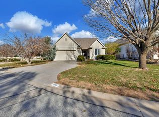 12610 E Bradford Cir, Wichita, KS 67206