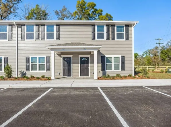 8 Montauk Cir, Crawfordville, FL 32327