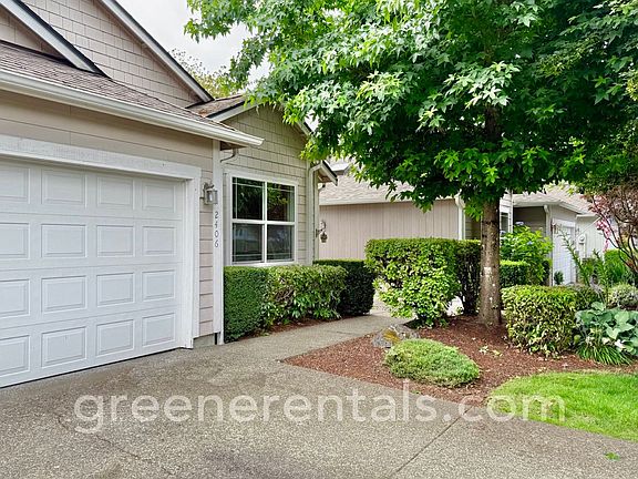 2nd image of 2406 Boulevard Heights Loop SE