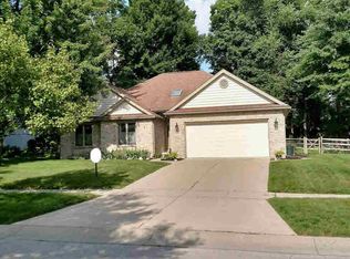 6772 Hartland Rd, Temperance, MI 48182