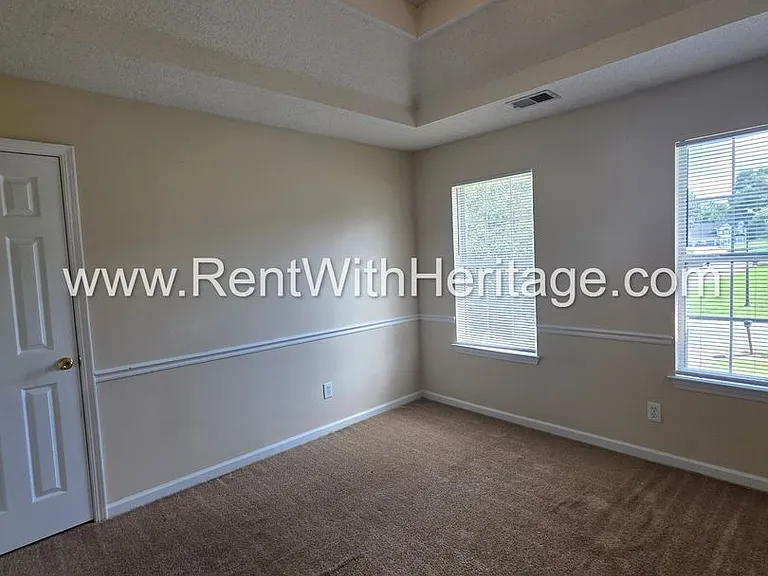 6535 Manor Creek Dr — Photo 31