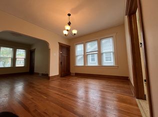 1311-13 Lakepointe St, Grosse Pointe Park, MI 48230
