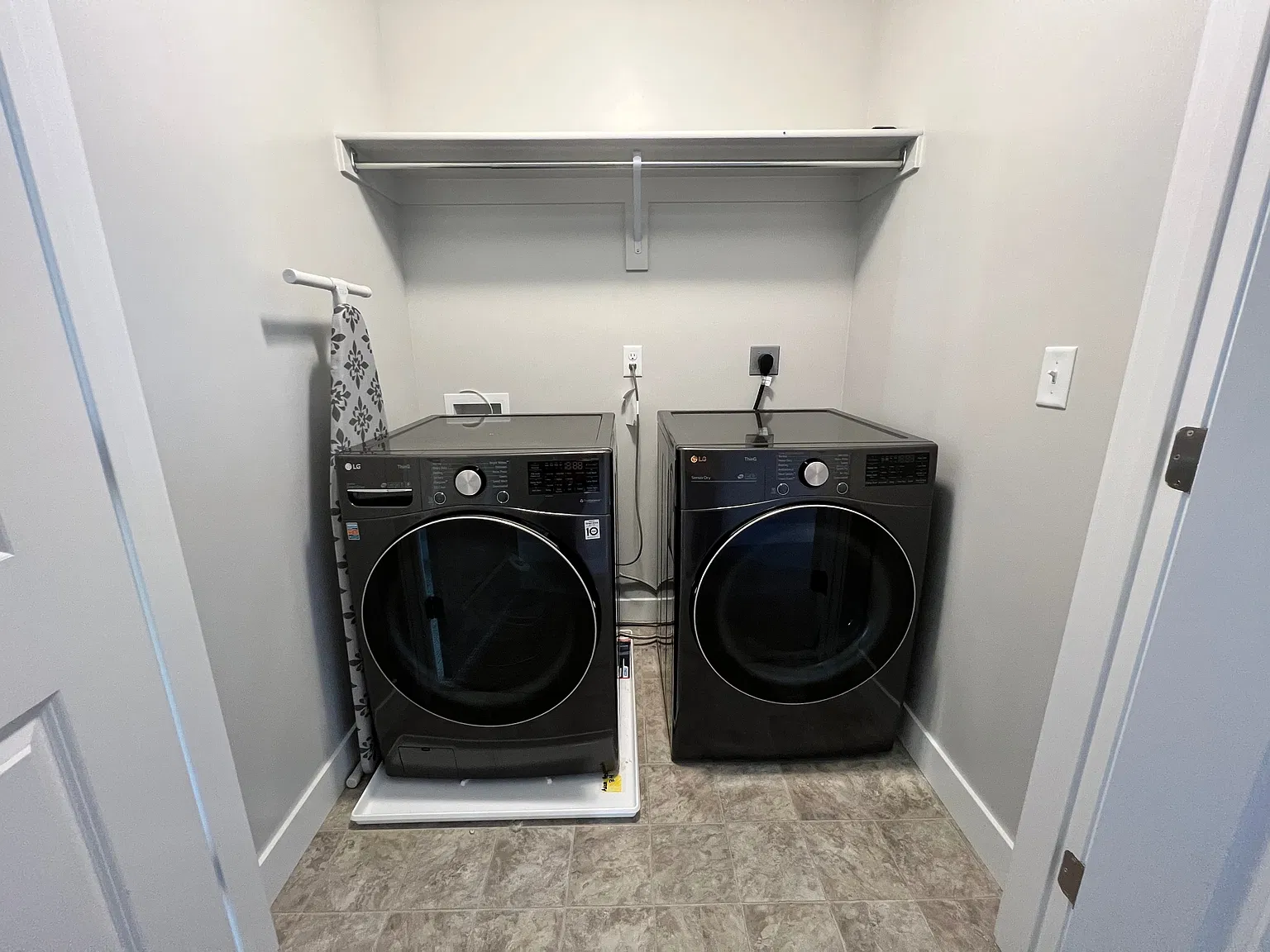 5 bed, 3.5 bath, 2300 sqft, $700 — Photo 4