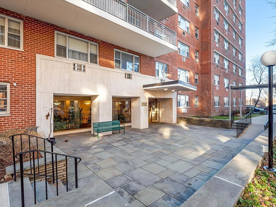 1st image of 52-30 39th Drive #8M