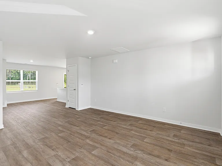 1241 Skystone Loop NE — Photo 5