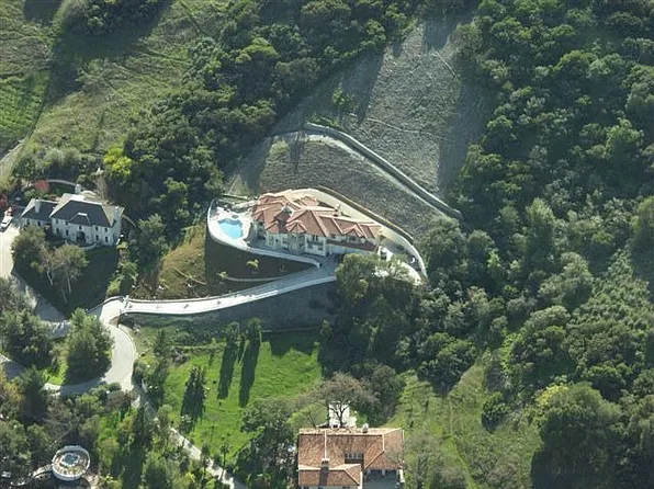 18675 Castle Lake Dr, Morgan Hill, CA 95037