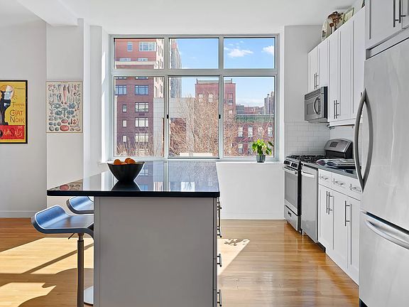 5th image of 258 Saint Nicholas Ave APT 3E