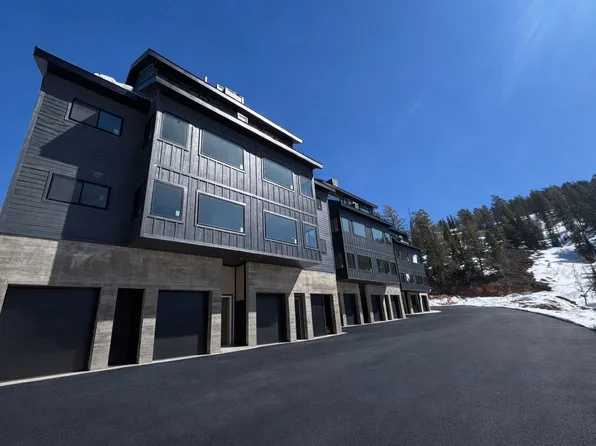 6560 N Wolf Creek Dr #4A, Eden, UT 84310