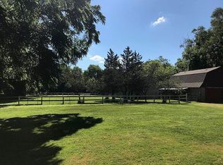 27861 N Forest Garden Rd, Wauconda, IL 60084