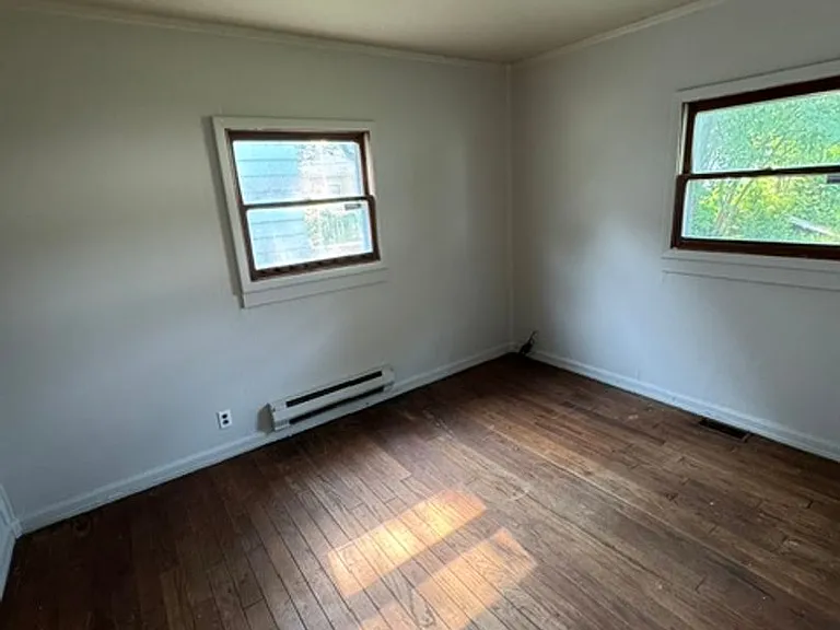 1014 Baxter St — Photo 6