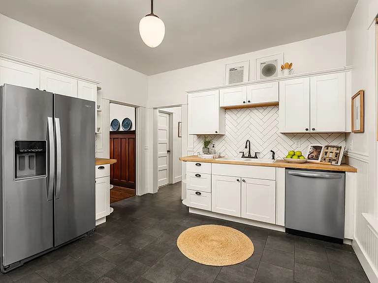 5025 NE 6th Ave #A — Photo 10
