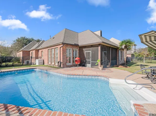 2315 S Turnberry Ave, Zachary, LA 70791