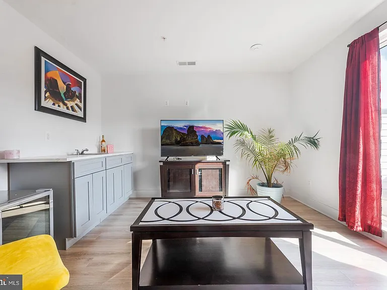 317 Riggs Park Pl NE — Photo 31
