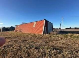 26024 Ottawa Rd, Parsons, KS 67357