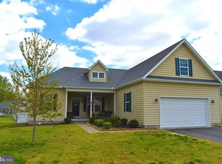 108 Black Oak Dr, Felton, DE 19943