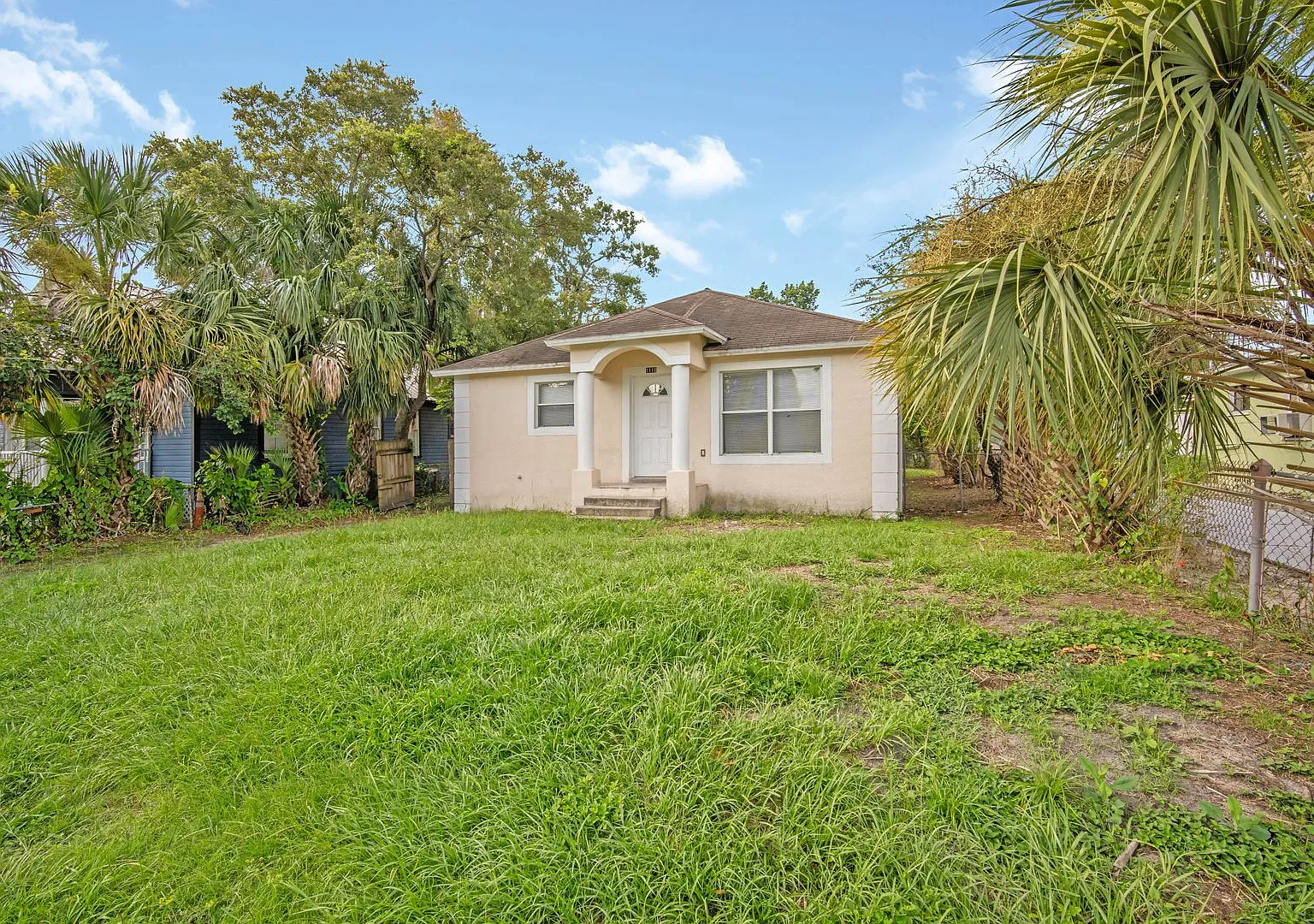 Charming 3-Bedroom, 2-Bath Home Near Downtown Tampa & University of Tampa Available Now! — Photo 3