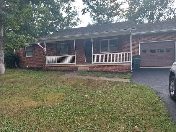 159 Falling Rock Dr, Stuarts Draft, VA 24477