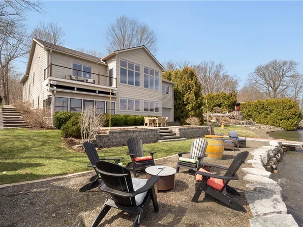 843 W Lake Rd, Branchport, NY 14418